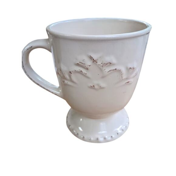 Better Homes and Gardens Medallion Wreath Cream Mist Mug 4 5/8" Tall - Picture 1 of 7